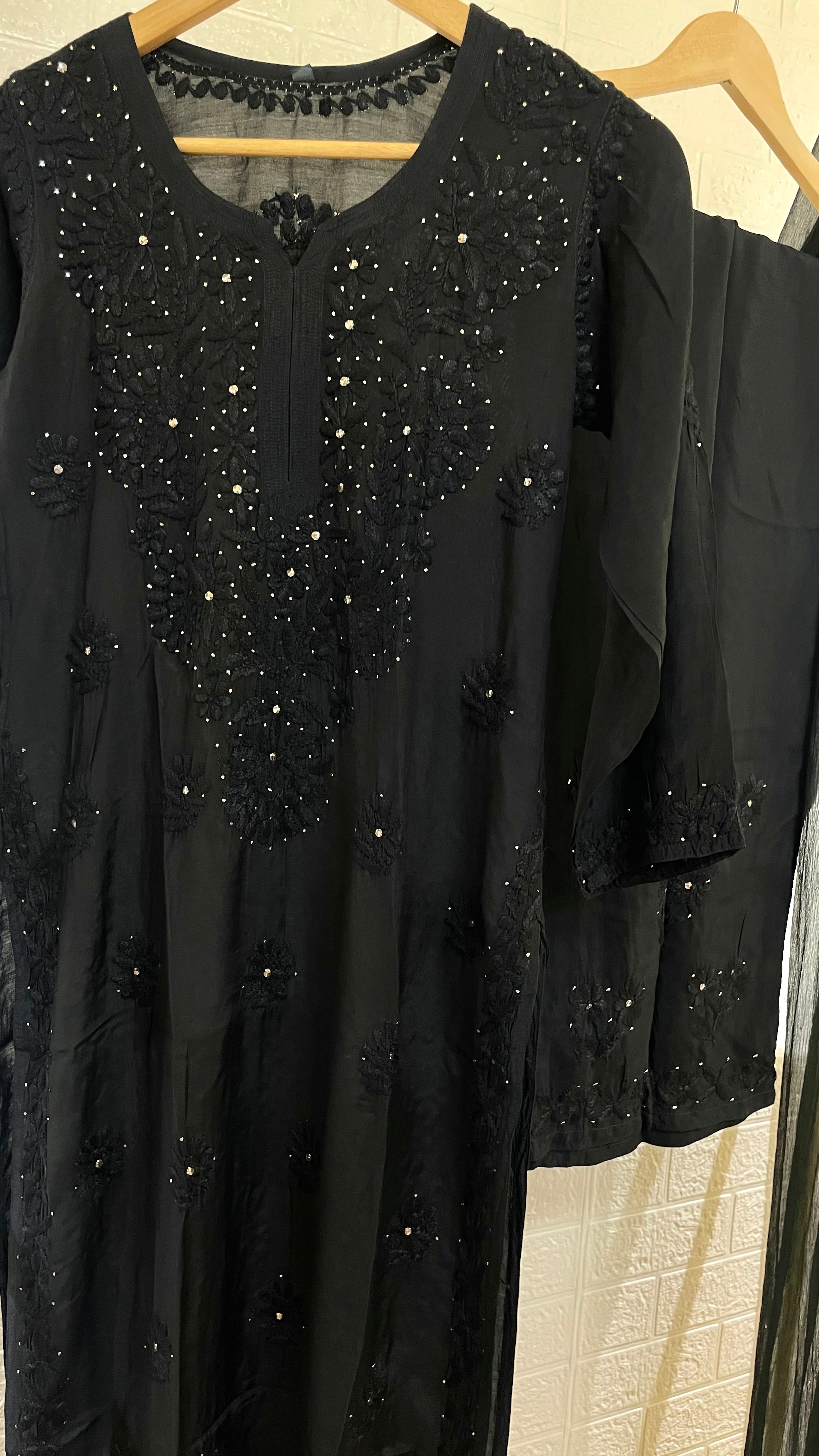 Iqra Black Kamdaani Suit Set