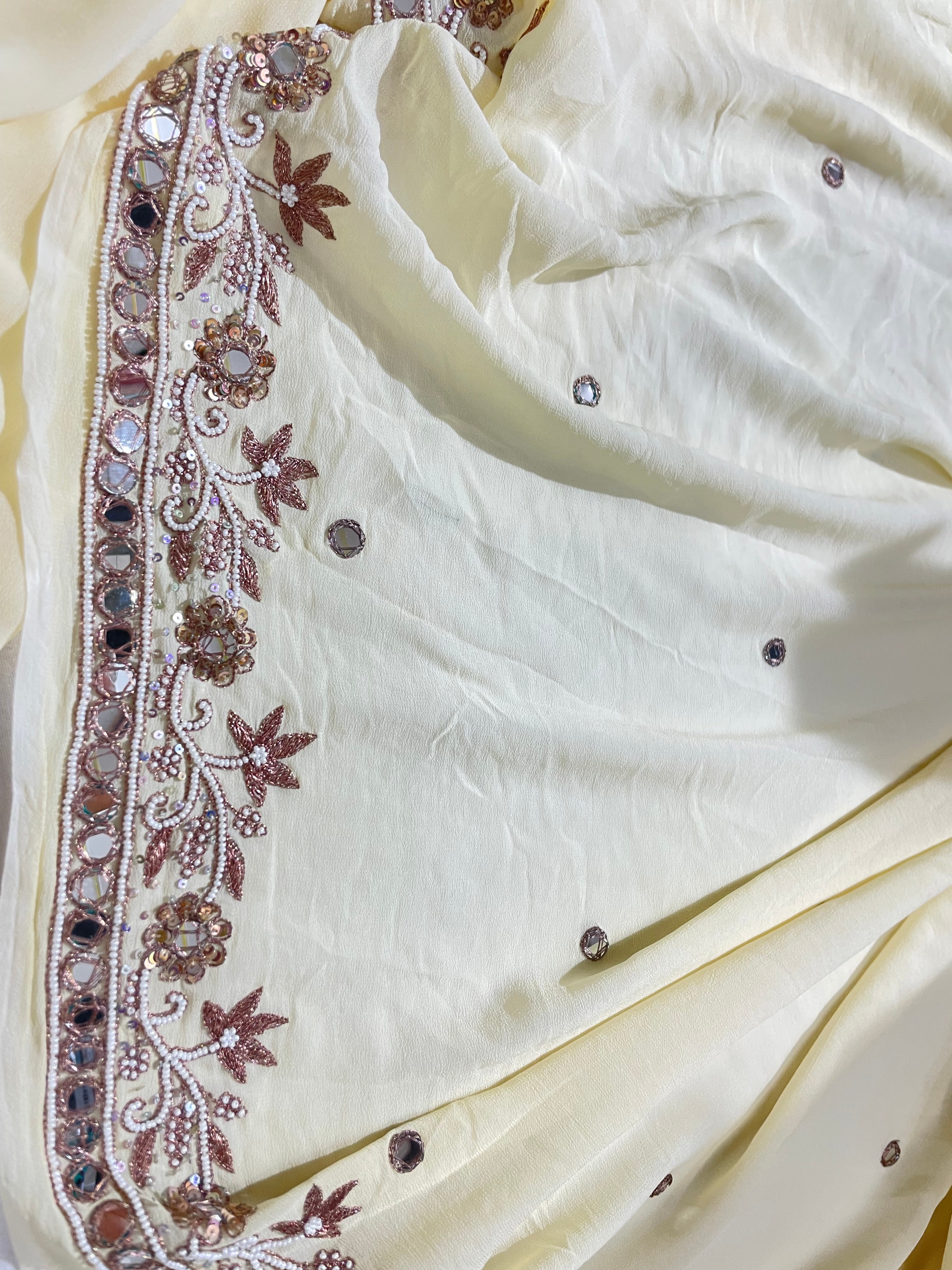 Shweta Saree