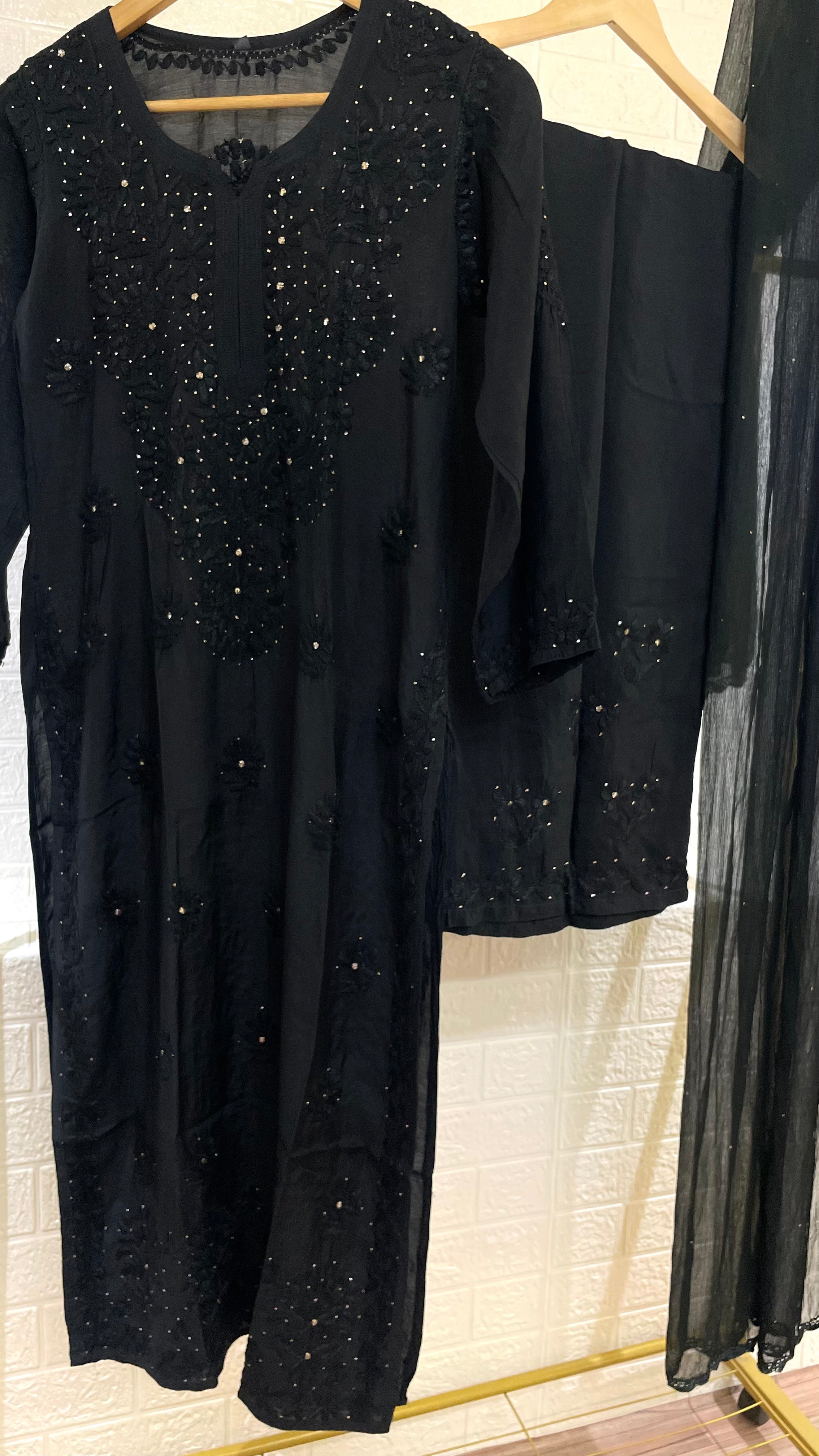 Iqra Black Kamdaani Suit Set