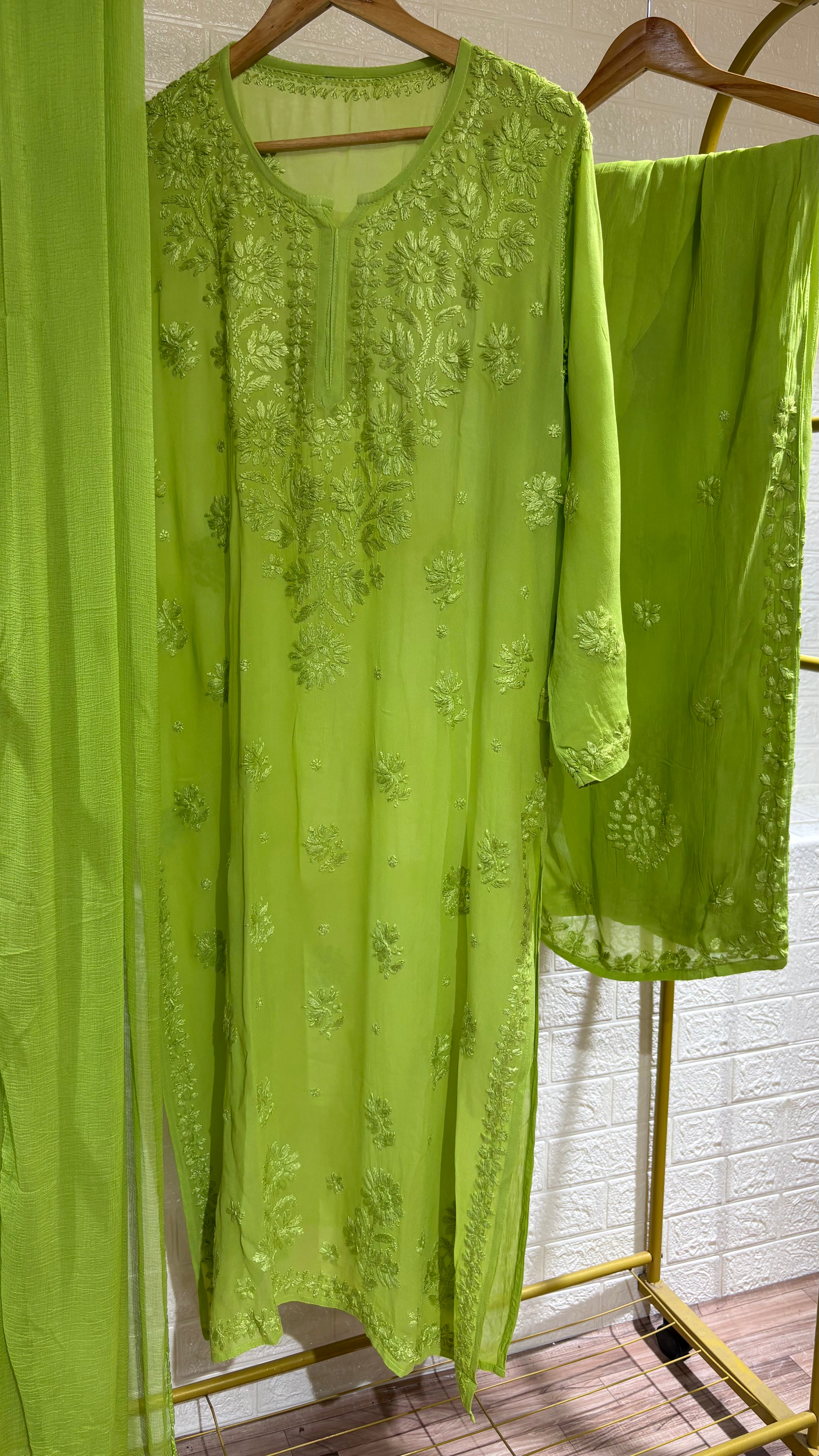Trending Green Set