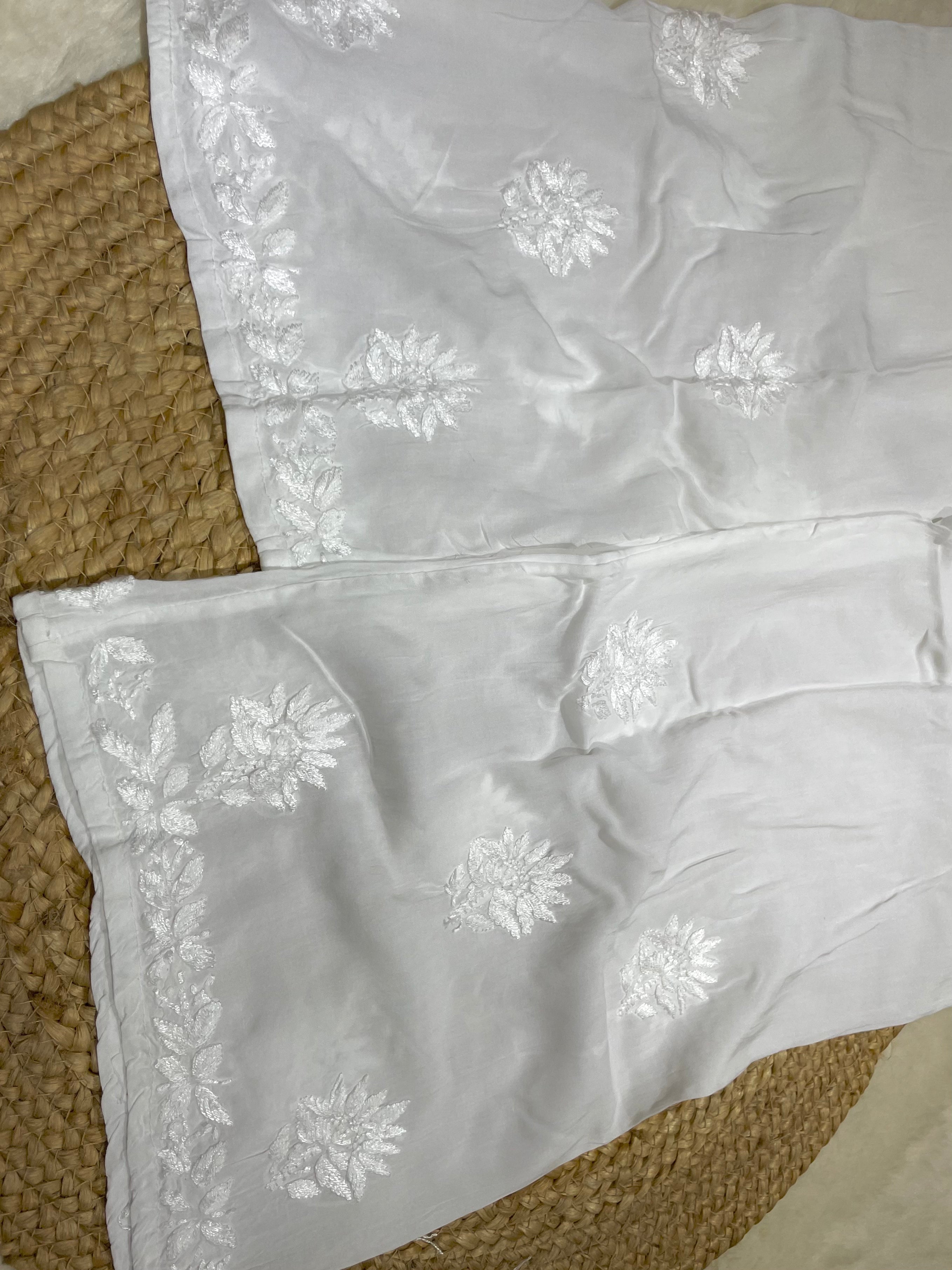 Modal straight palazzo